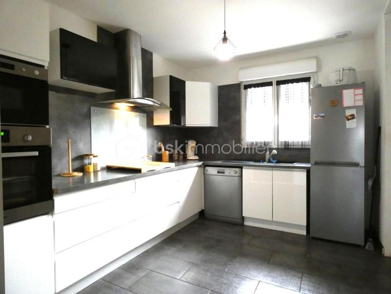 Maison - 84 m² - 4 pièces