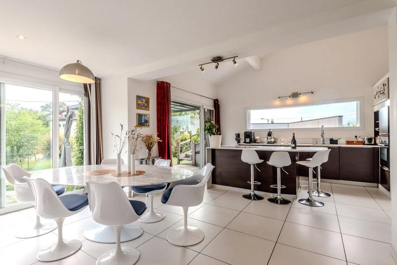 Maison - 144 m² - 4 pièces