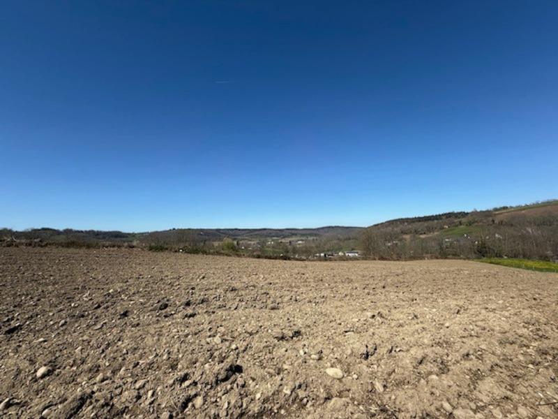 Terrain constructible - 789 m²