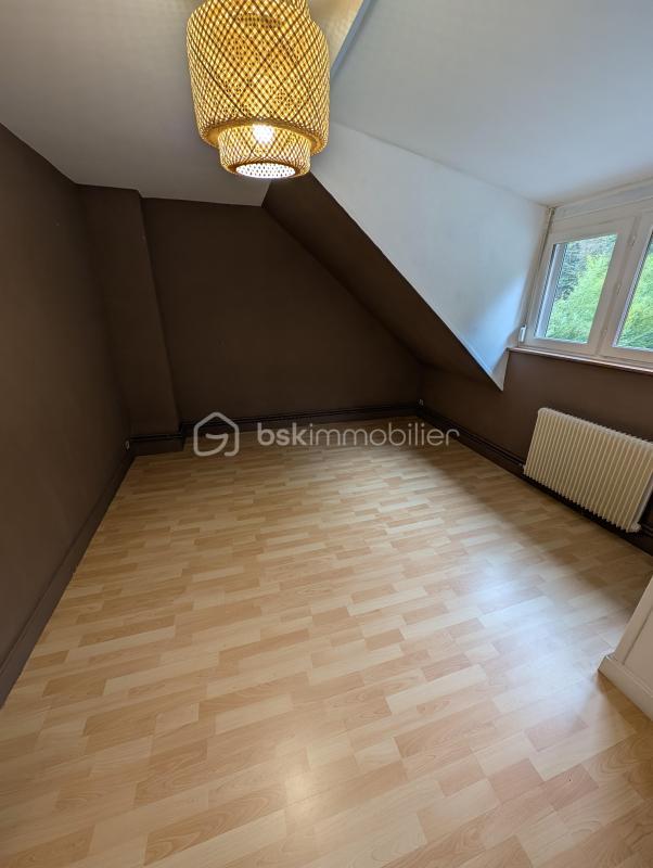 Maison - 169 m² - 7 pièces