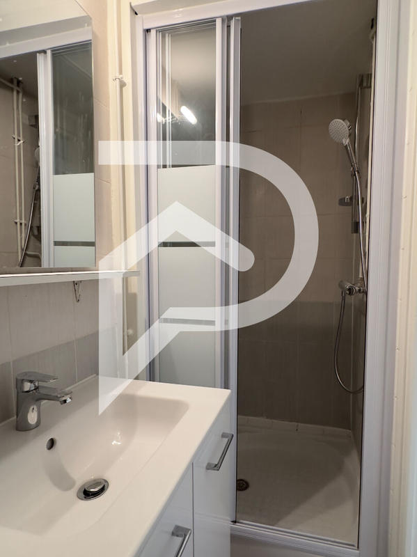 Immeuble - 97 m² - 4 pièces