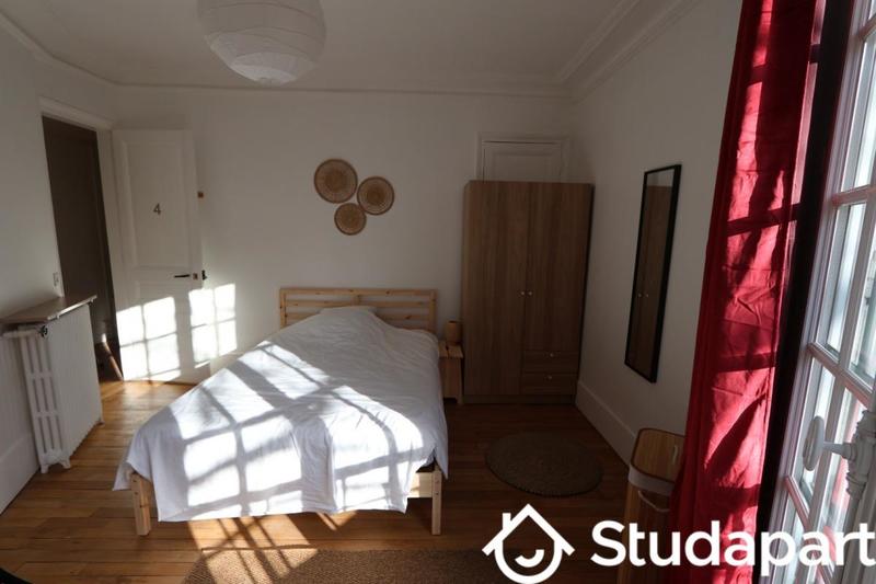 Chambre - 11 m² - 1 pièce