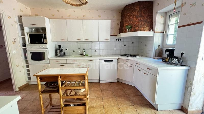 Maison - 170 m² - 6 pièces