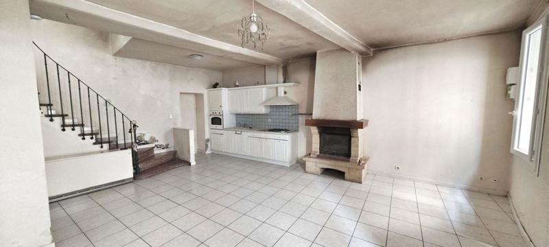 Maison de village - 140 m² - 8 pièces