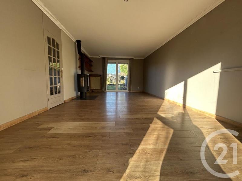 Maison - 96 m² - 5 pièces