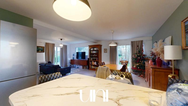 Maison - 115 m² - 4 pièces