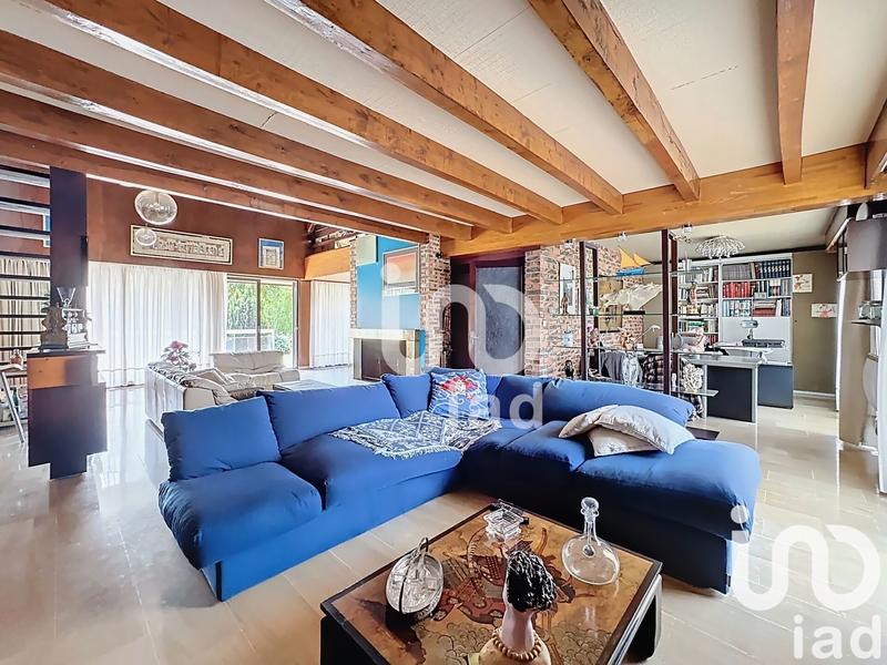 Maison - 200 m² - 10 pièces