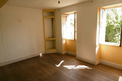 Maison - 150 m² - 4 pièces