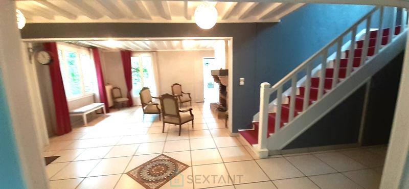 Propriété - 220 m² - 7 pièces