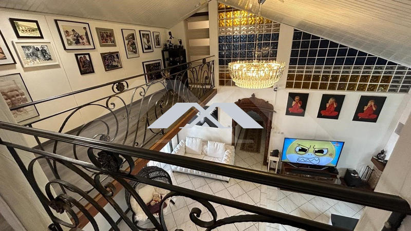 Maison - 170 m² - 4 pièces