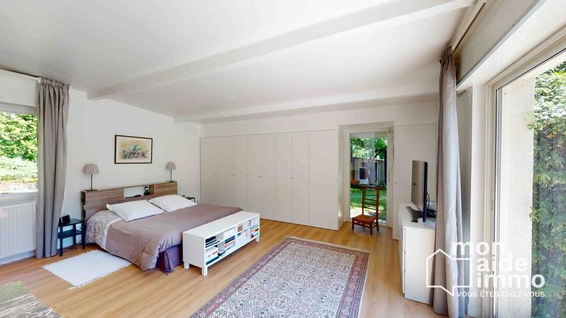 Maison ancienne - 275 m² - 7 pièces