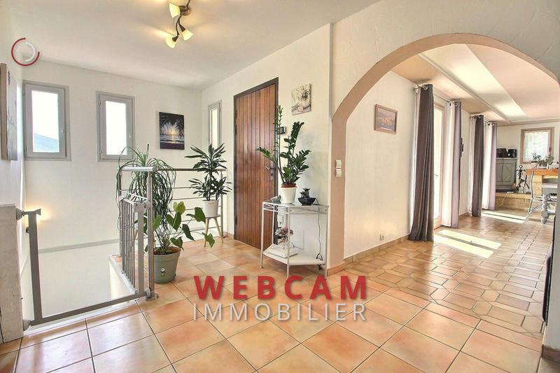 Maison - 146 m² - 5 pièces