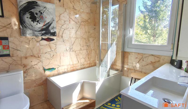 Villa - 210 m² - 7 pièces