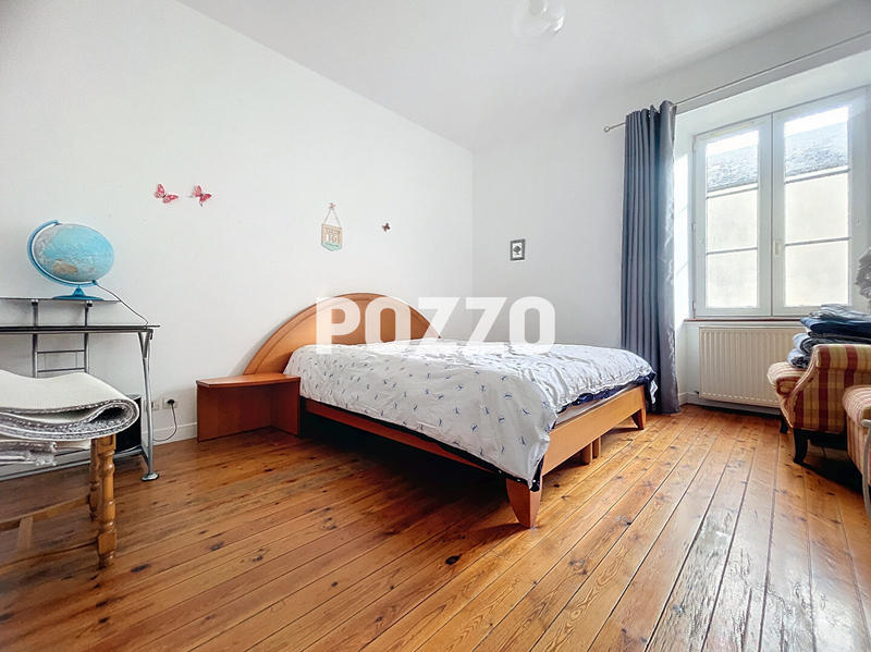 Maison - 272 m² - 7 pièces
