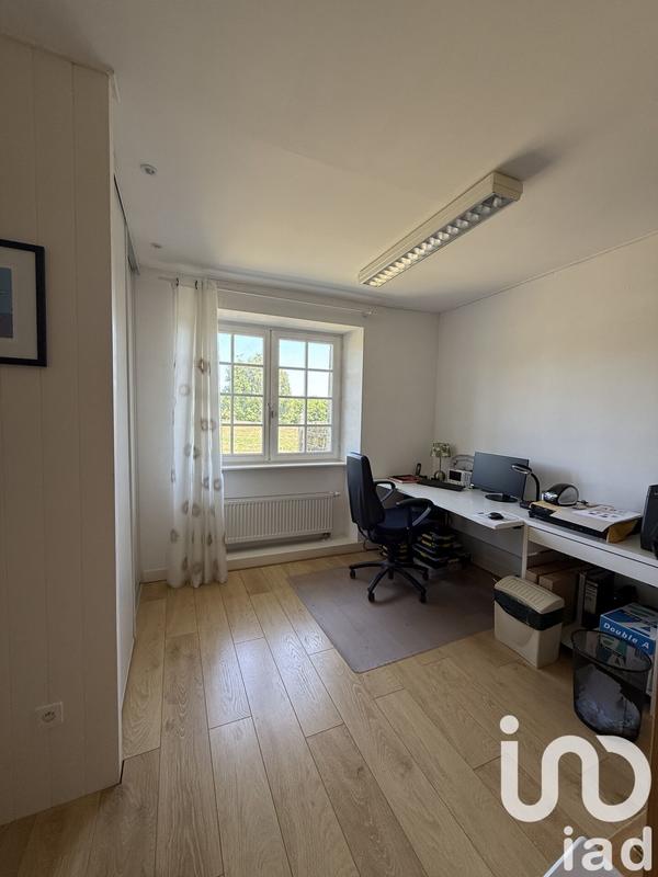 Maison - 233 m² - 6 pièces