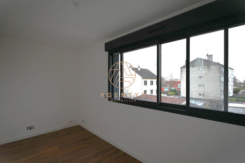 Maison - 114 m² - 6 pièces