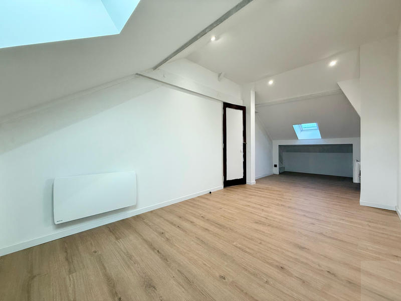 Appartement - 97 m² - 5 pièces