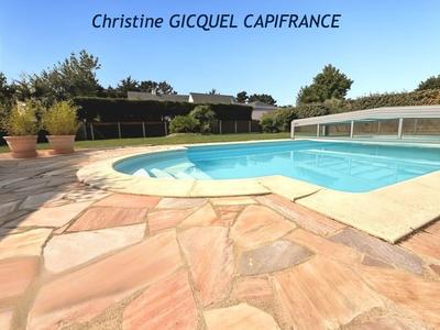 Villa - 210 m² - 10 pièces