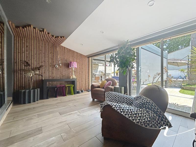 Villa - 152 m² - 6 pièces