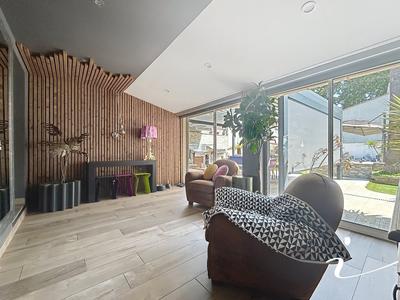 Villa - 152 m² - 6 pièces