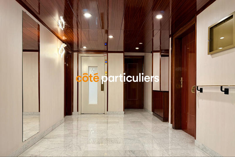 Appartement - 144 m² - 5 pièces