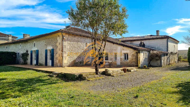 Ferme - 417 m² - 6 pièces
