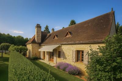 Maison - 230 m² - 8 pièces