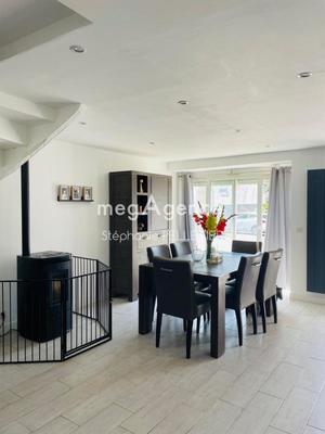 Maison - 114 m² - 4 pièces