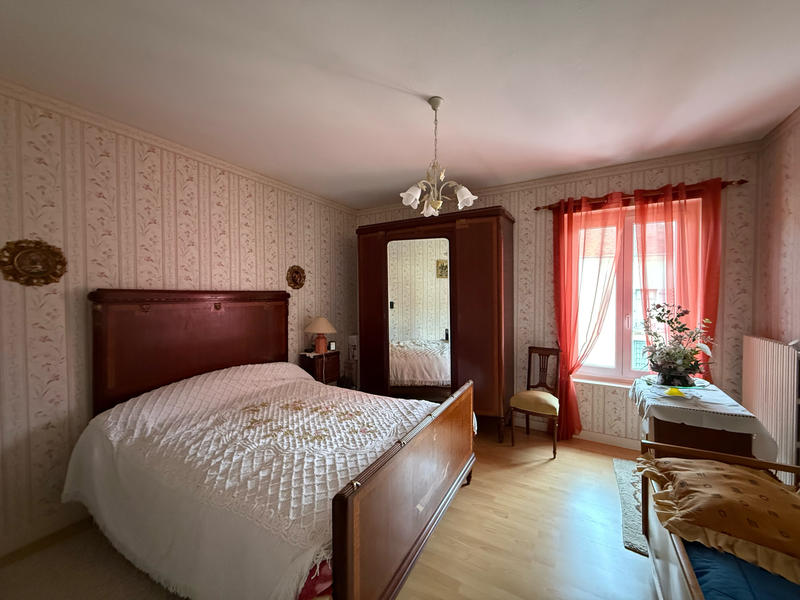 Maison - 91 m² - 5 pièces