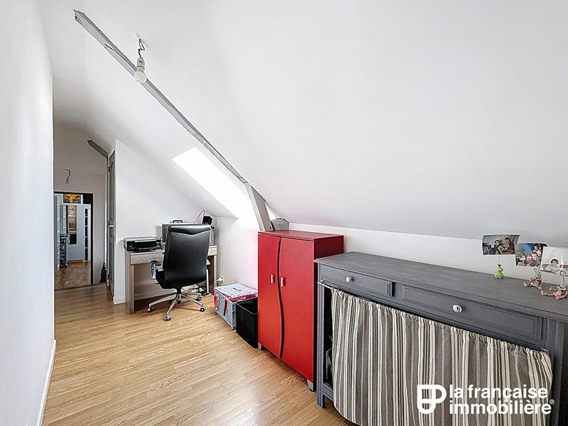 Maison - 174 m² - 7 pièces