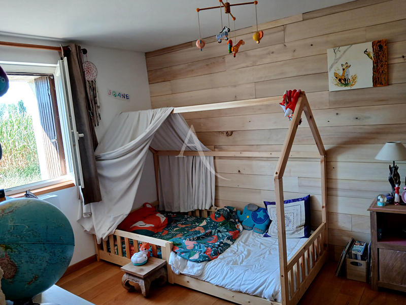 Maison - 140 m² - 4 pièces