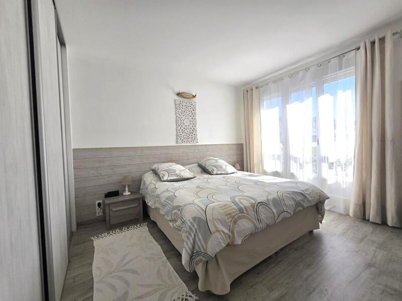 Maison - 96 m² - 5 pièces