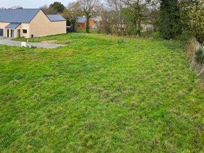 Terrain constructible - 1 200 m²