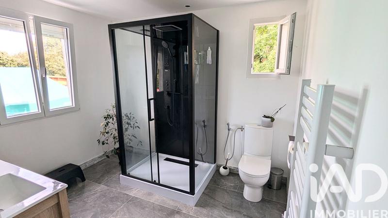 Maison - 94 m² - 5 pièces