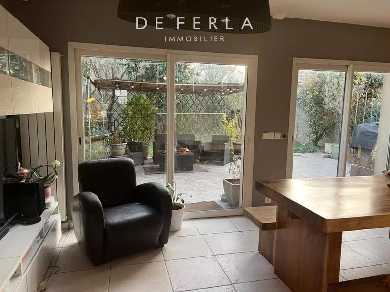 Maison - 140 m² - 6 pièces