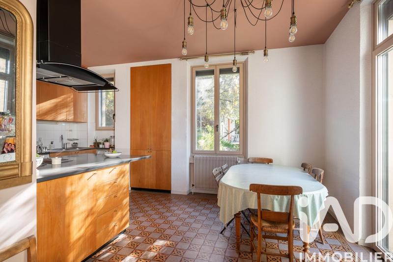 Maison - 176 m² - 7 pièces