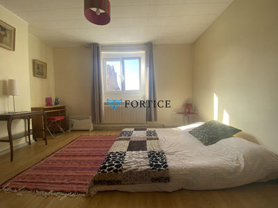 Maison - 98 m² - 4 pièces