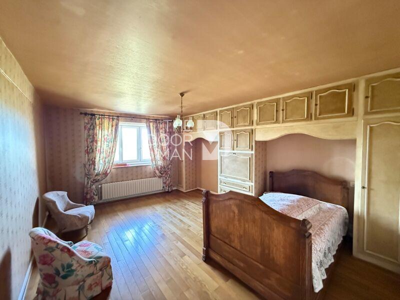 Maison en pierre - 144 m² - 5 pièces