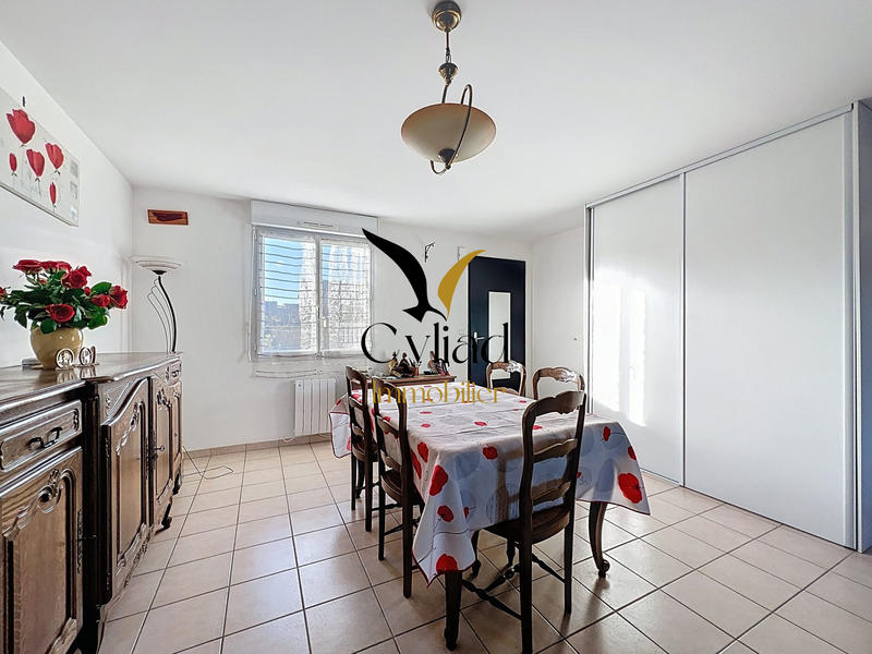 Maison contemporaine - 90 m² - 4 pièces