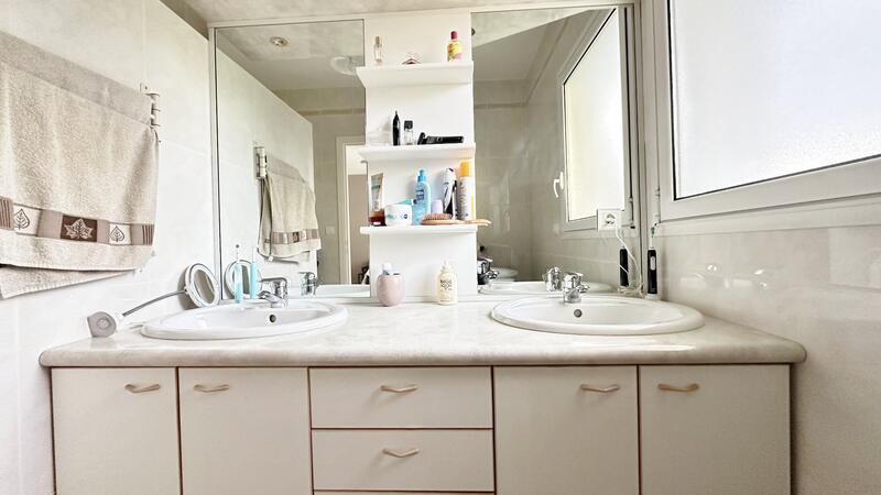 Maison contemporaine - 173 m² - 5 pièces