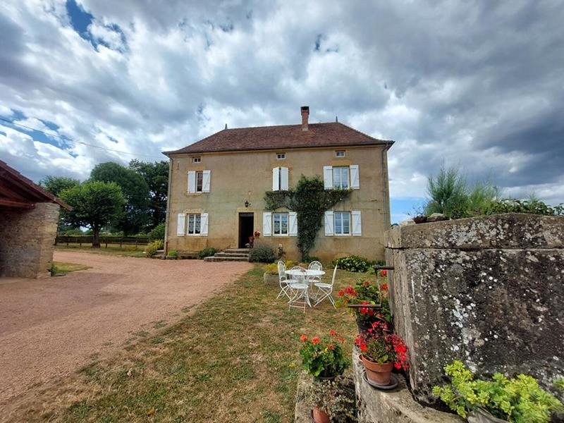 Maison - 143 m² - 5 pièces