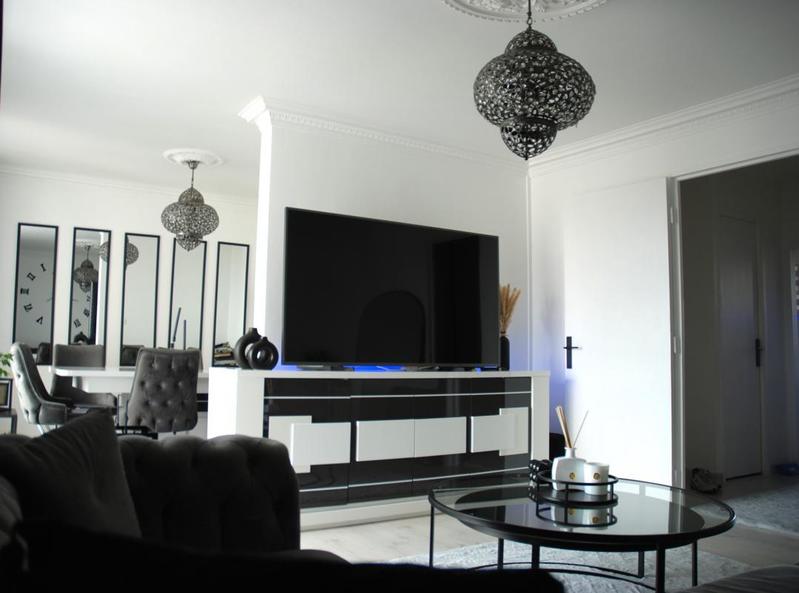 Appartement - 90 m² - 5 pièces