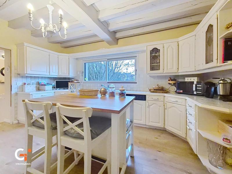 Maison - 199 m² - 5 pièces