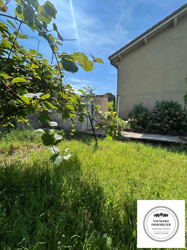 Maison - 104 m² - 8 pièces