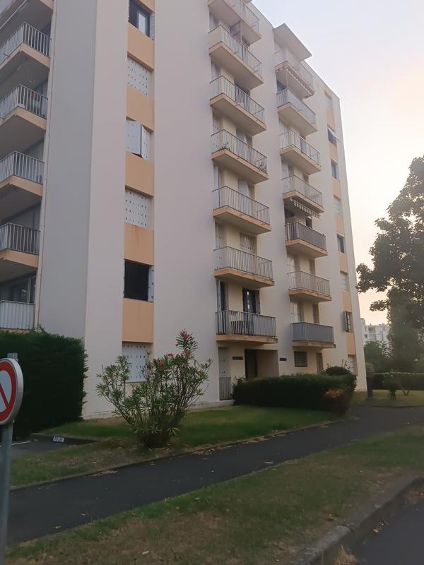 Appartement - 81 m² - 4 pièces