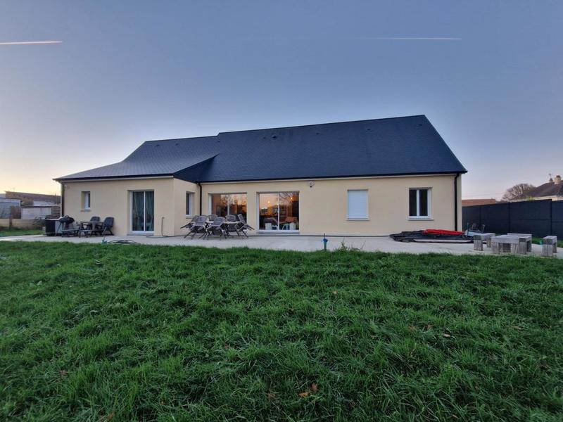 Maison - 122 m² - 5 pièces