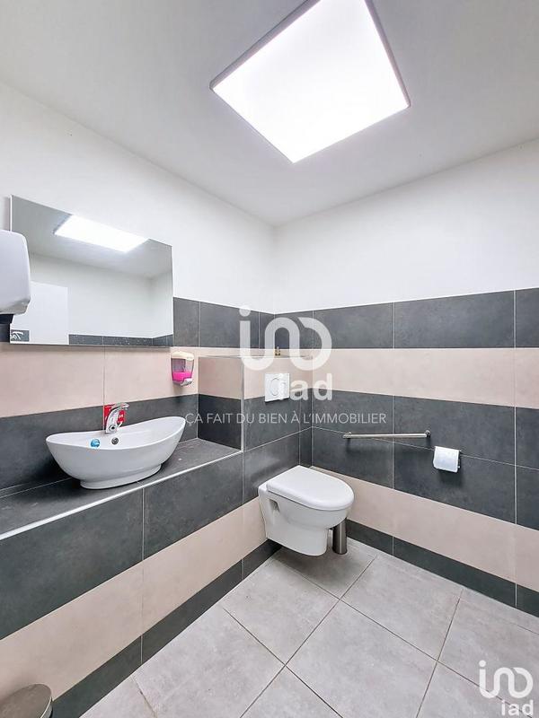 Local commercial - 150 m²