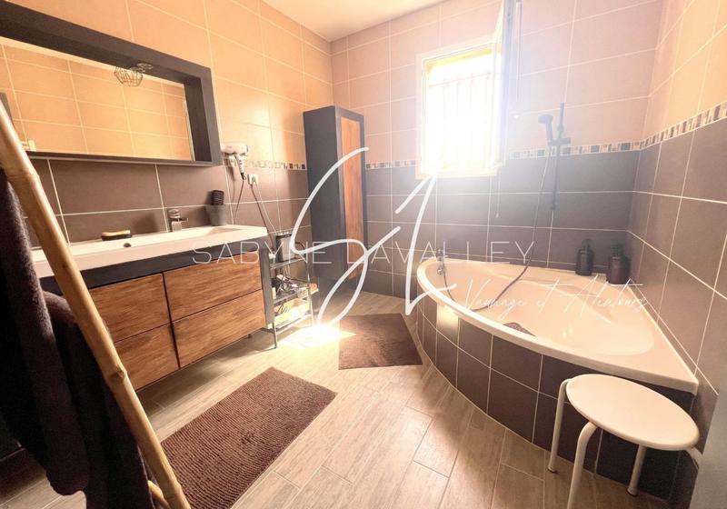 Maison - 132 m² - 6 pièces