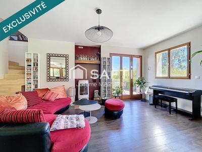 Maison - 205 m² - 8 pièces