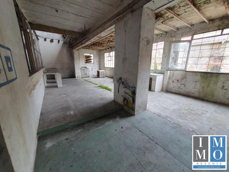 Entrepôt - 4 000 m²